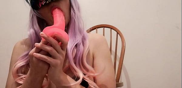  Perfect teen very wet pussy dildo ride